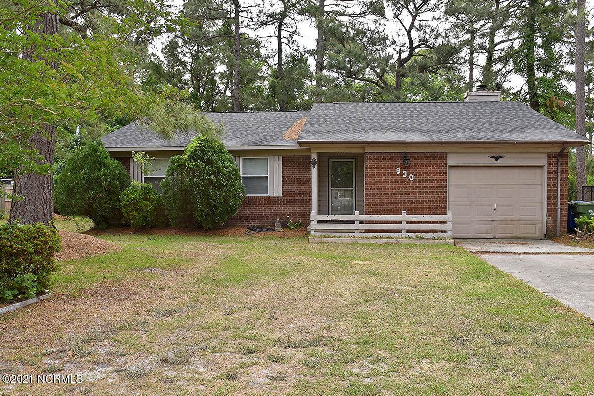 930 Hunting Ridge Road - Photo 1