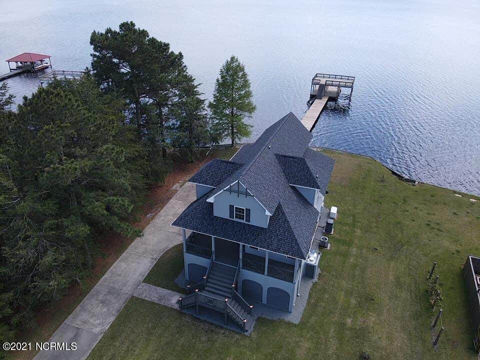 1418 Bay Tree Drive - Photo 1