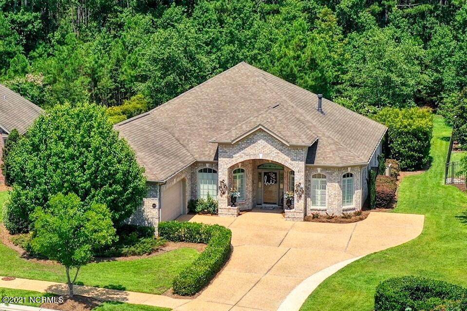 1004 Bellerby Cove - Photo 1
