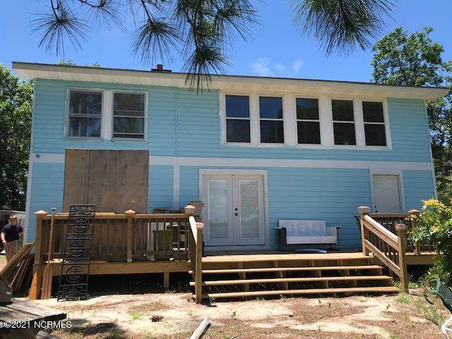 7406 Yacht Drive - Photo 1
