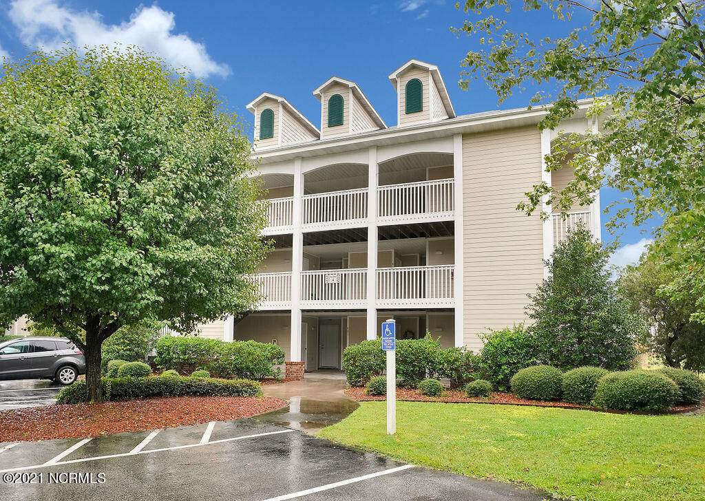 3350 Club Villas Drive - Photo 1
