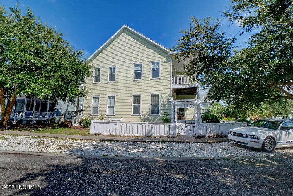 227 Silver Sloop Way - Photo 1
