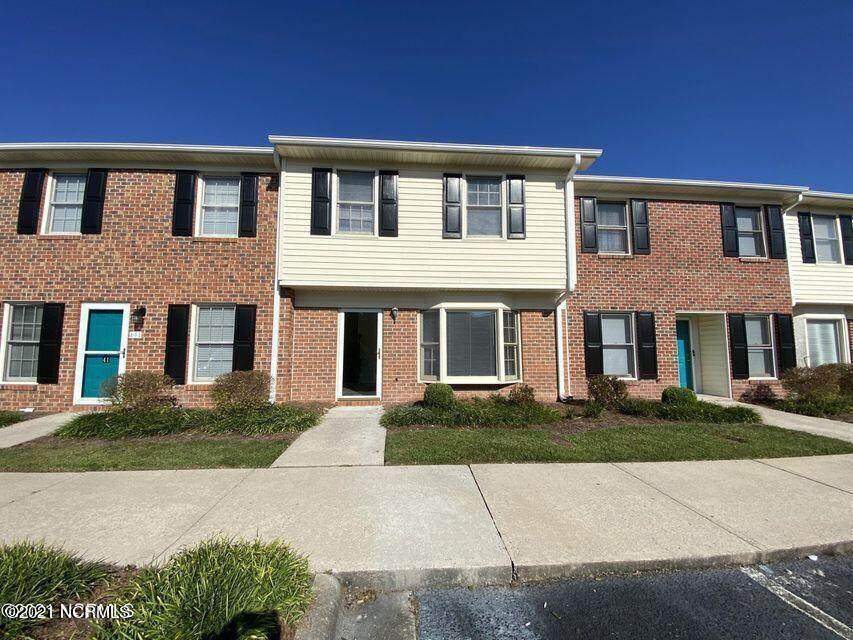 2700 Thackery Road - Photo 1