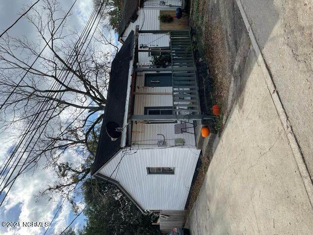 806 Russell Alley - Photo 1
