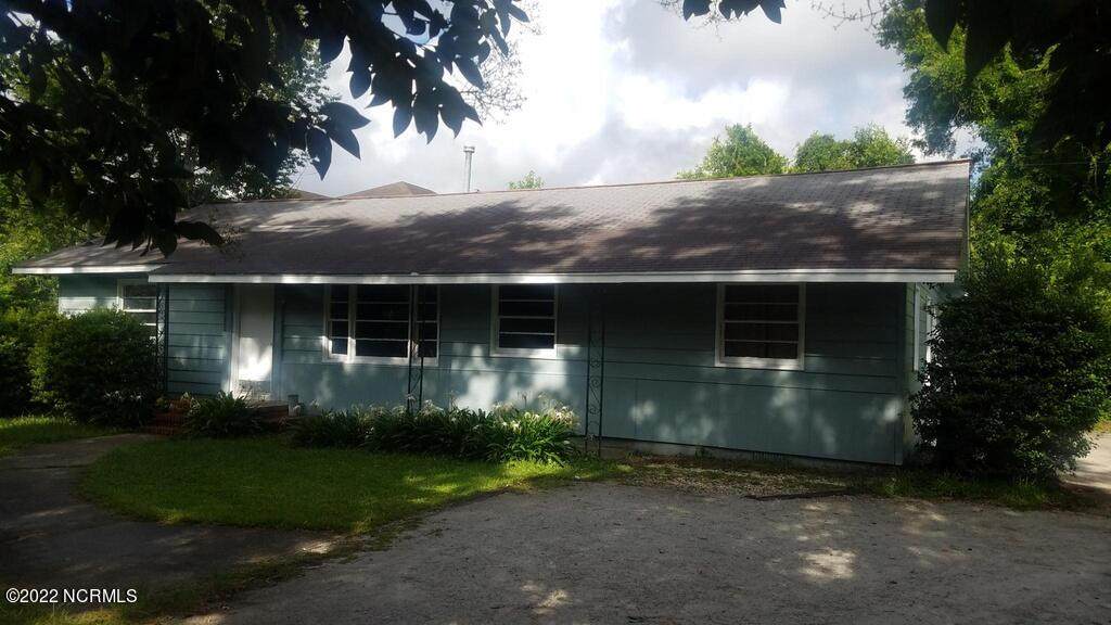 106 Hawthorne Drive - Photo 1