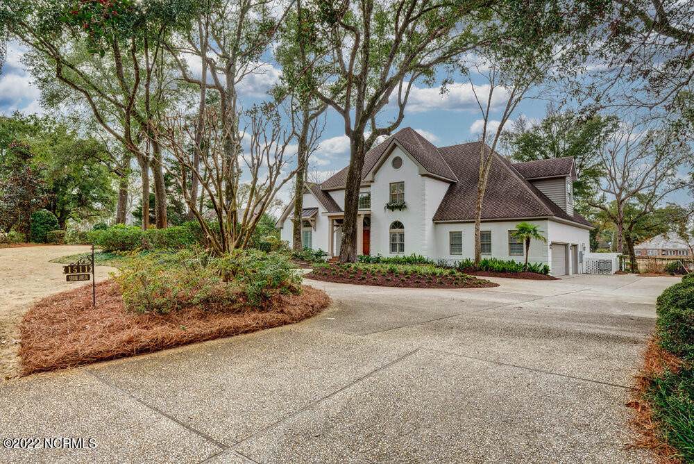 1511 Pembroke Jones Drive - Photo 1