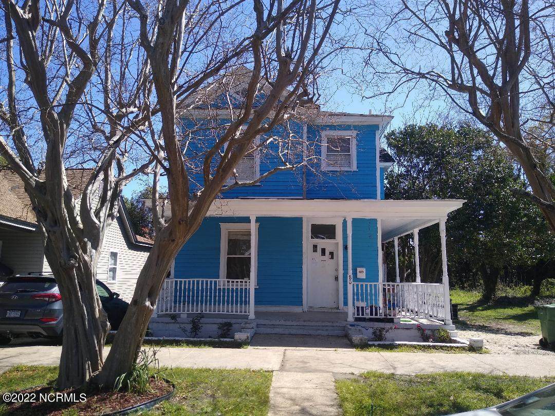 809 7th Street - Photo 1