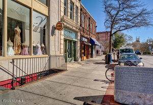 105 Market Street - Photo 1