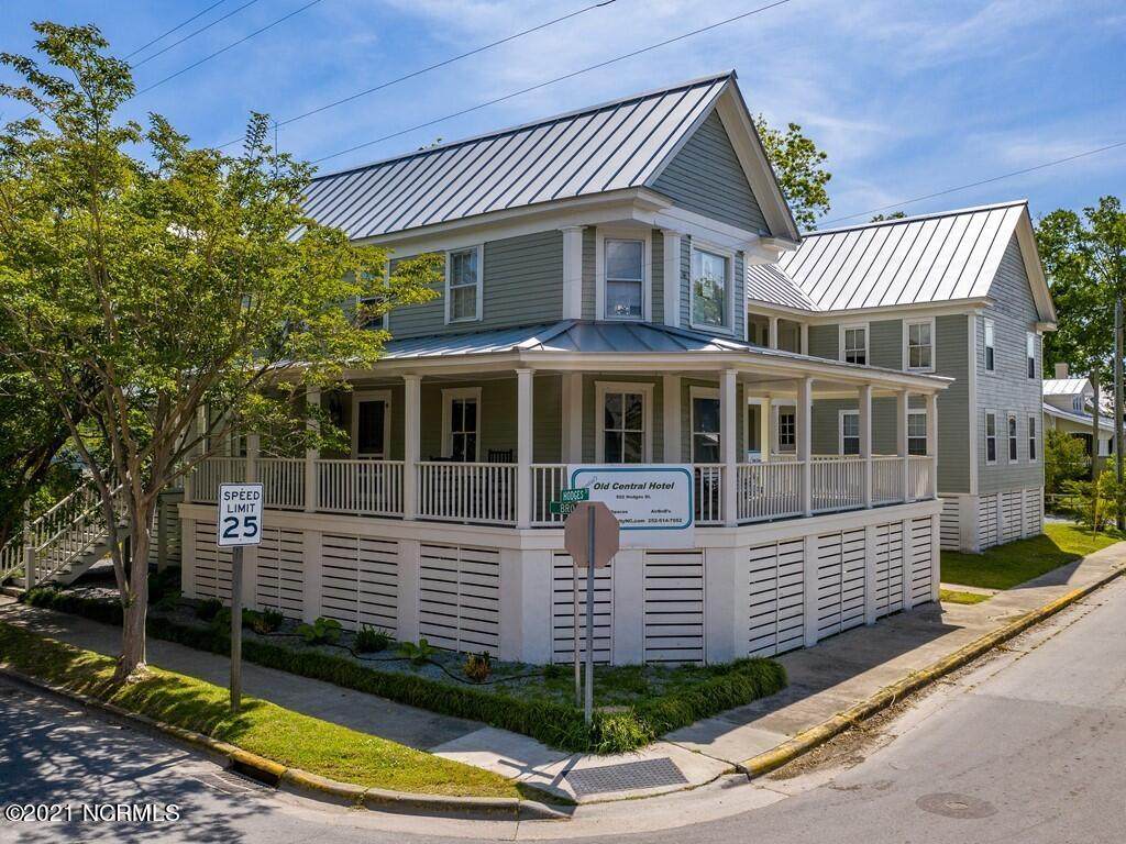 502 Hodges Street - Photo 1