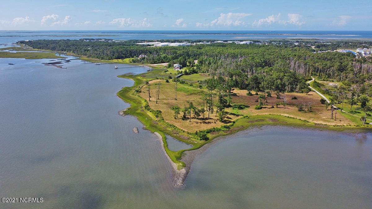 190 Davis Bay Drive - Photo 1