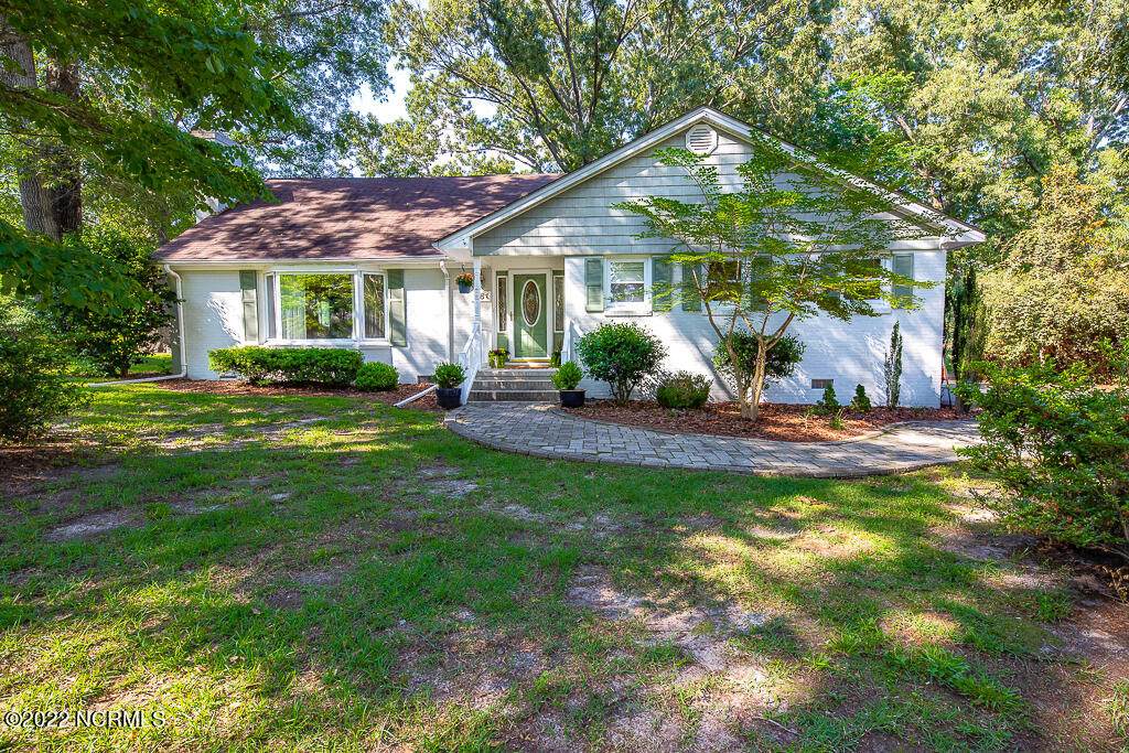281 Shoreline Drive - Photo 1