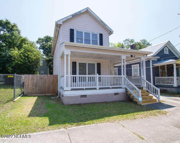 1005 6th Street - Photo 1