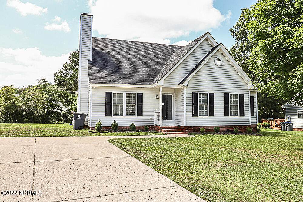 1620 Winterberry Drive - Photo 1