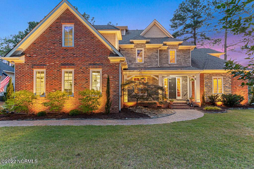 30 Spring Valley Court - Photo 1