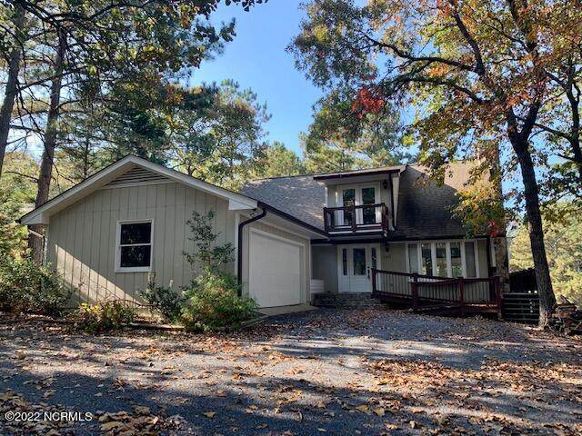 140 Overlook Drive - Photo 1