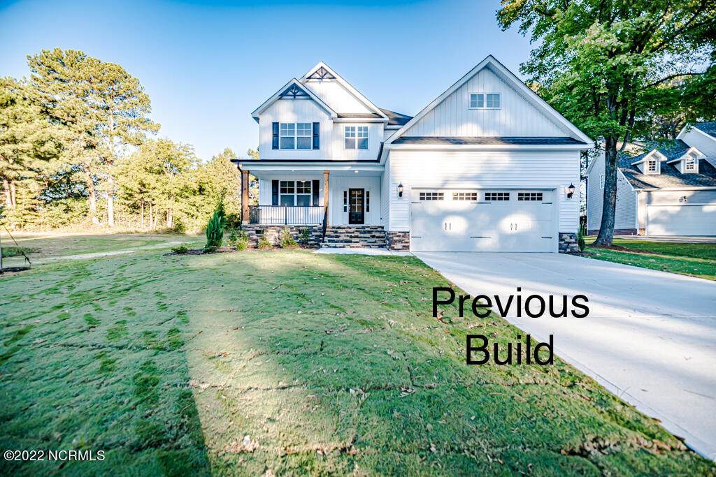 912 Sunset Drive - Photo 1