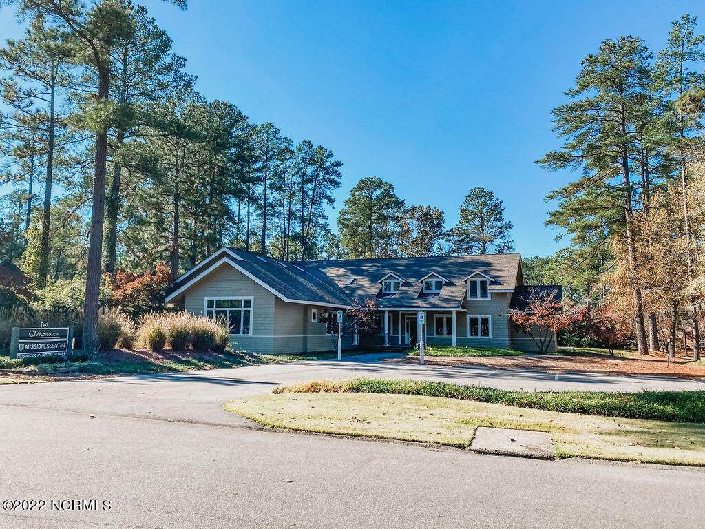 140 Applecross Road - Photo 1