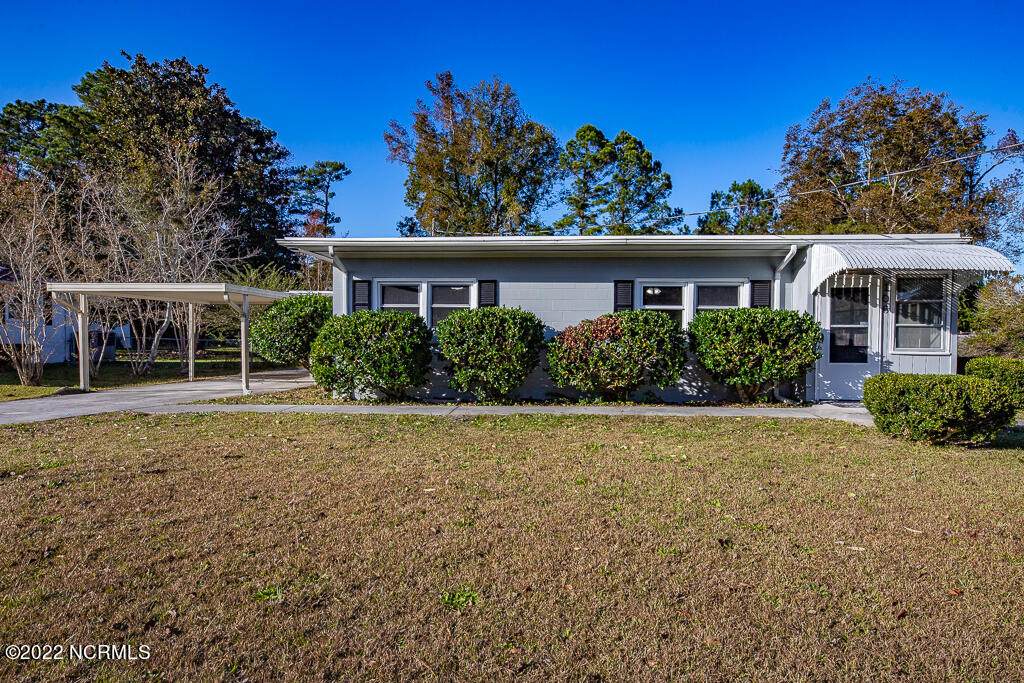 106 Pineview Street - Photo 1