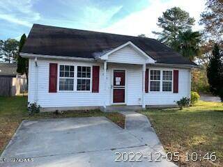 210 Oakwood Lane - Photo 1