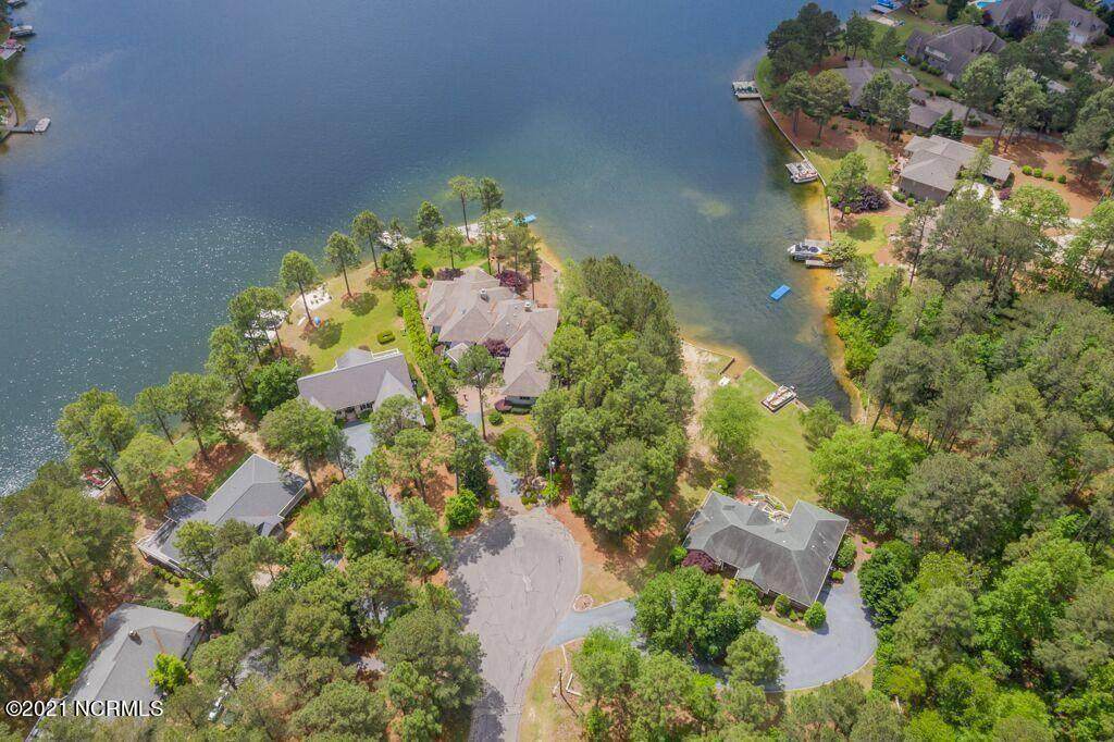 120 Phillips Drive - Photo 1