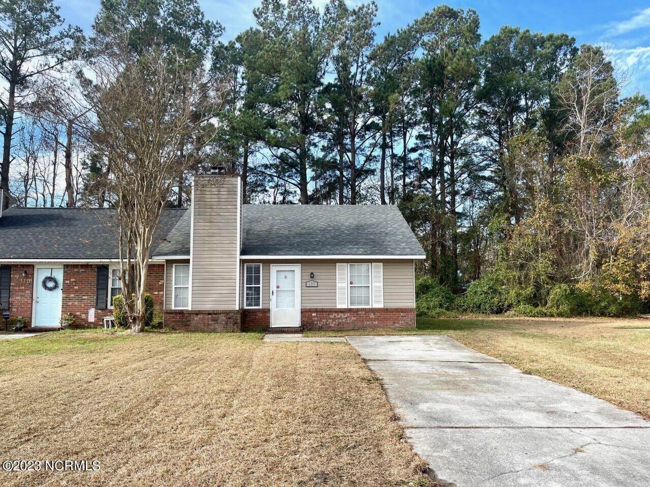 108 Glenside Court - Photo 1