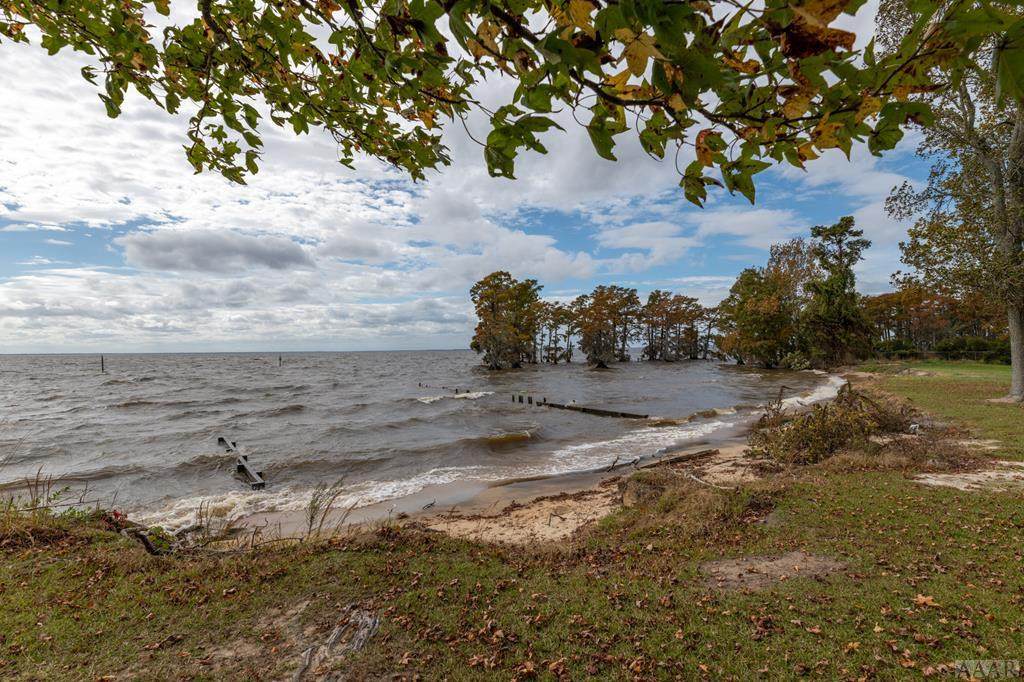 802 White Oak Drive - Photo 1