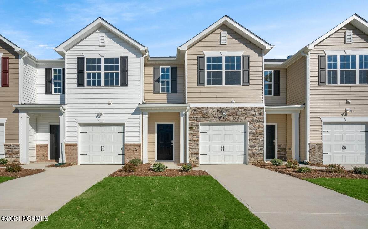 1406 Gracie Lane - Photo 1