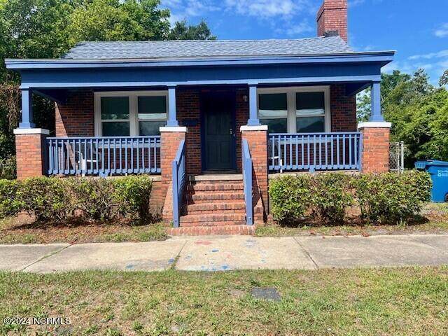 210 12th Street - Photo 1