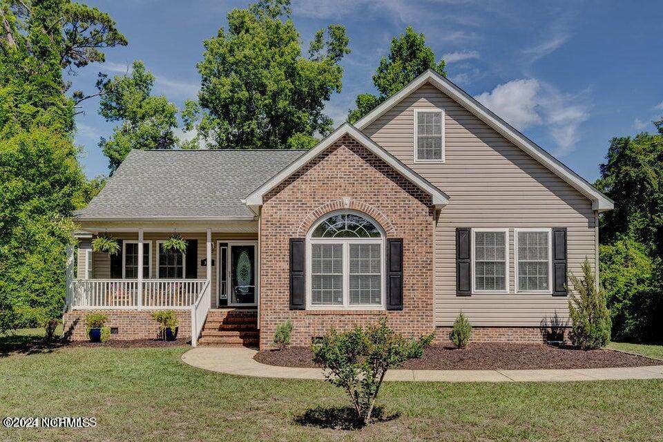 300 Sunnyvale Drive - Photo 1