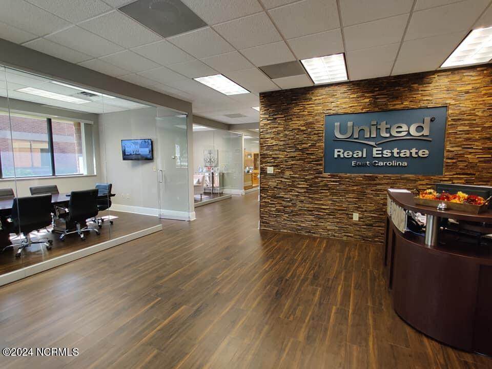 1440 Arlington Boulevard - Photo 1