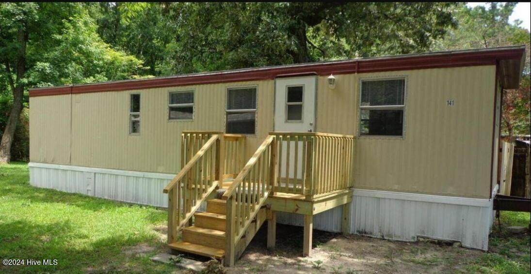141 Denise Drive - Photo 1