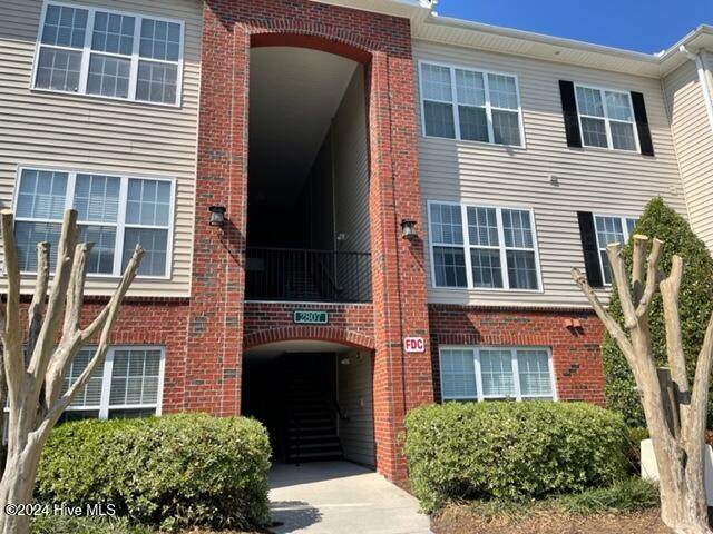 2807 Bloomfield Lane - Photo 1