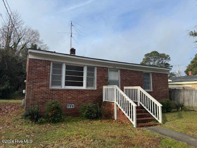709 Franklin Avenue - Photo 1