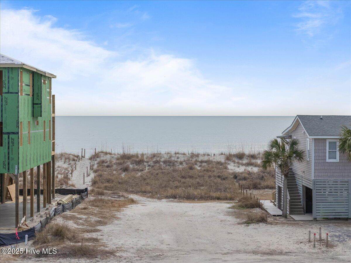 4913 Beach Drive - Photo 1