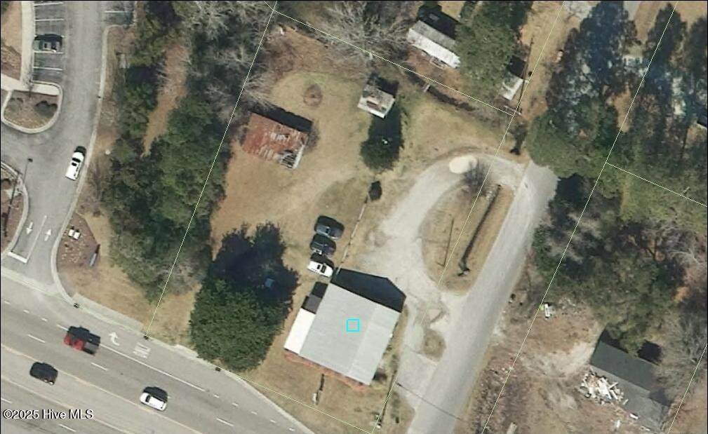 101 Leslie Lane - Photo 1