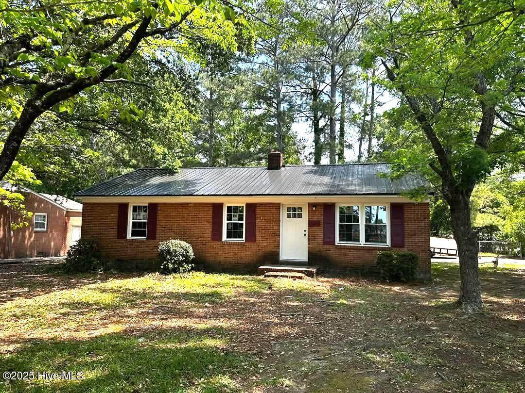 820 Franklin Street - Photo 1