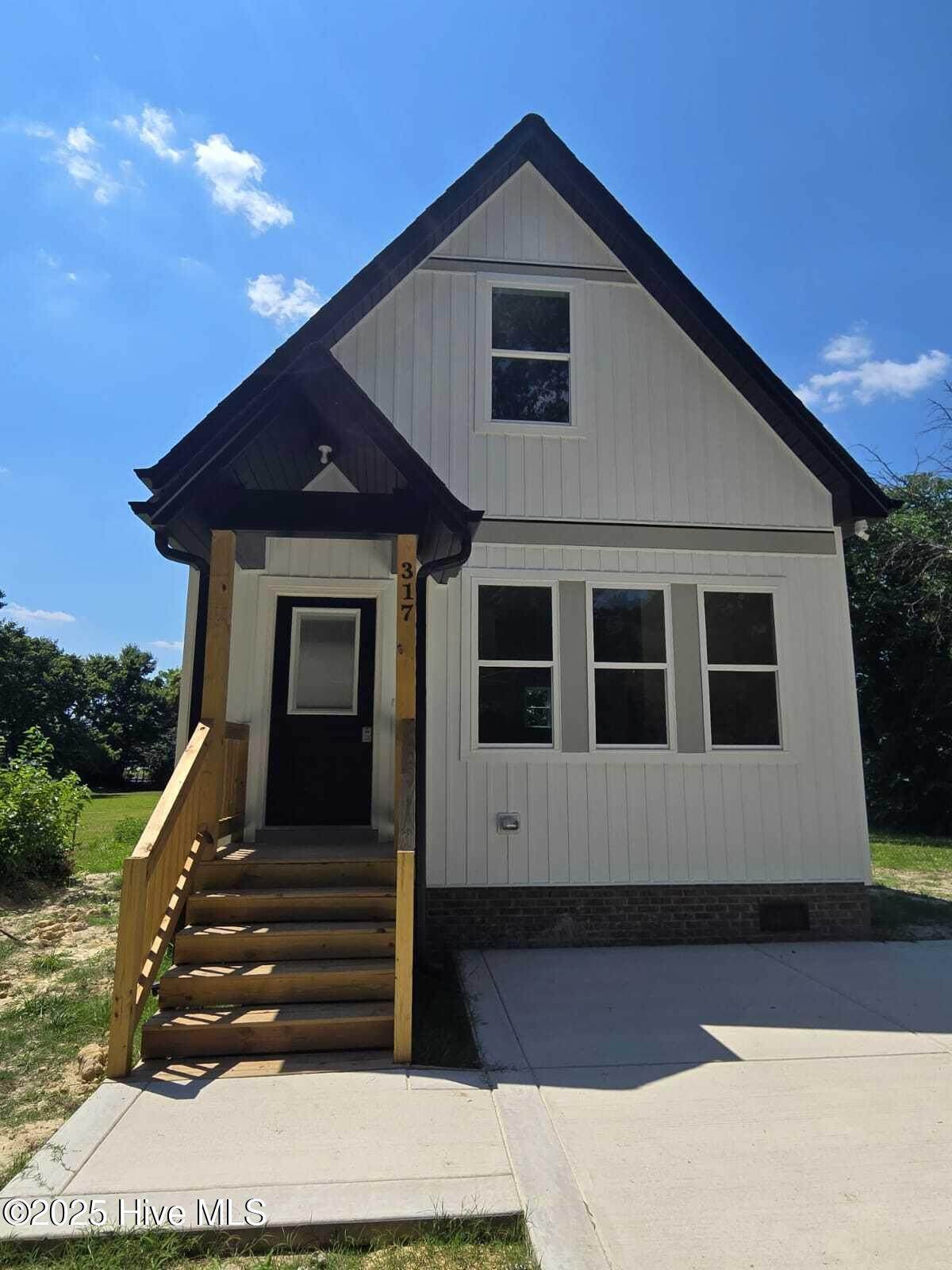 317 Whitfield Drive - Photo 1