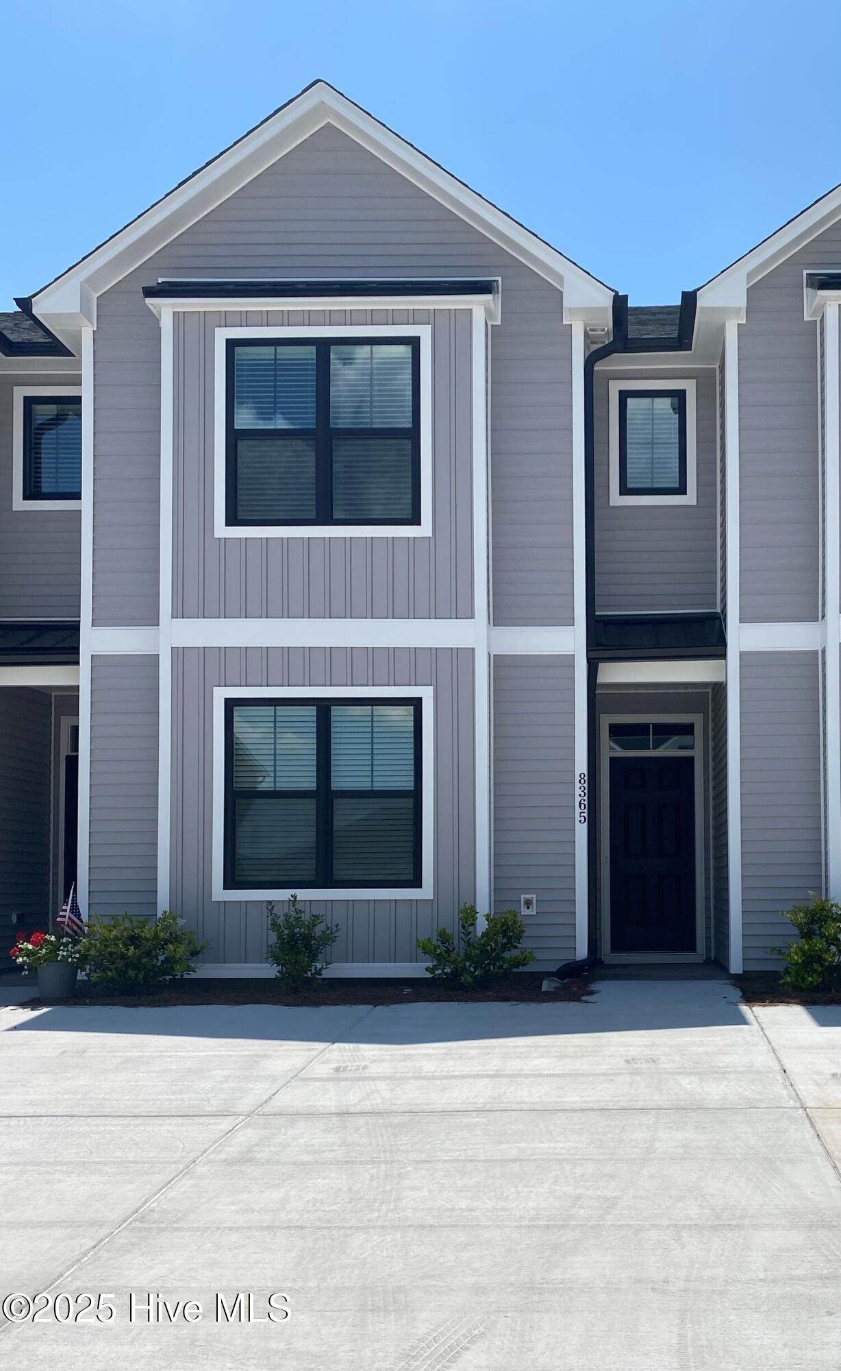 8413 Paramount Point - Photo 1