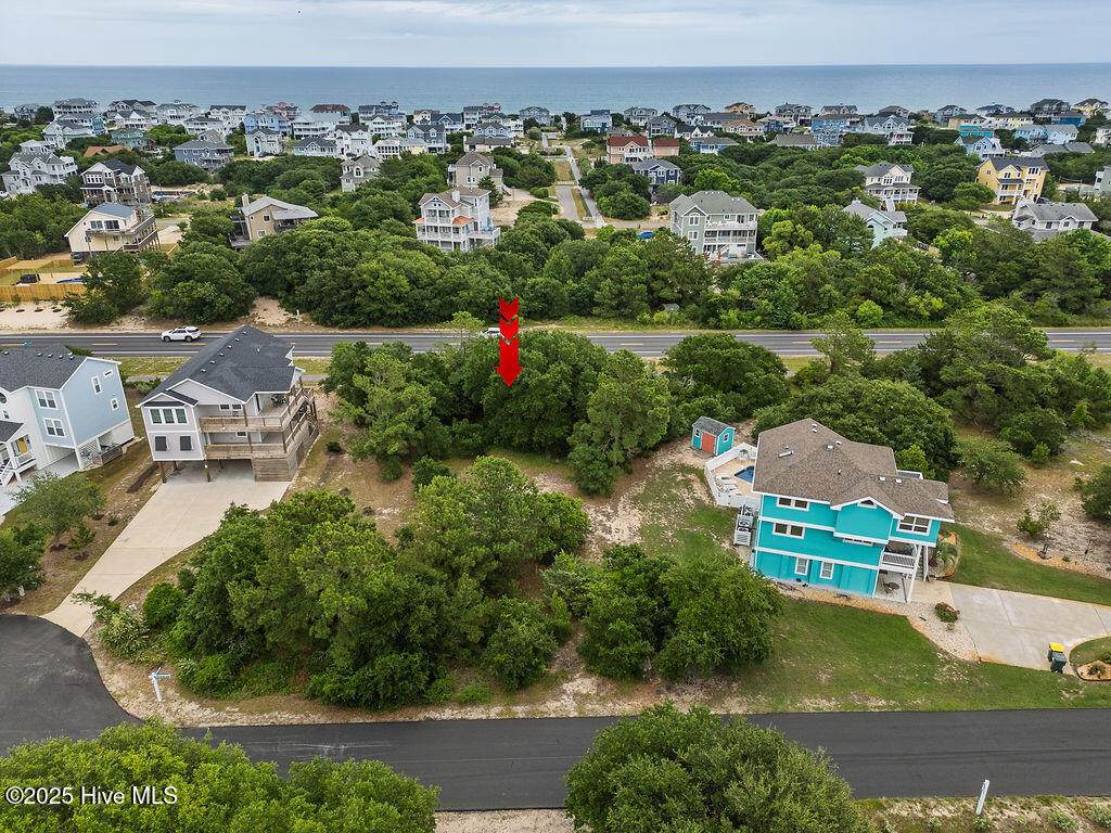 901 Seashore Crescent - Photo 1