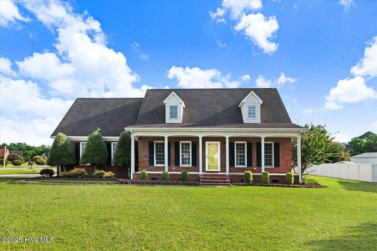 101 Mcwood Place - Photo 1