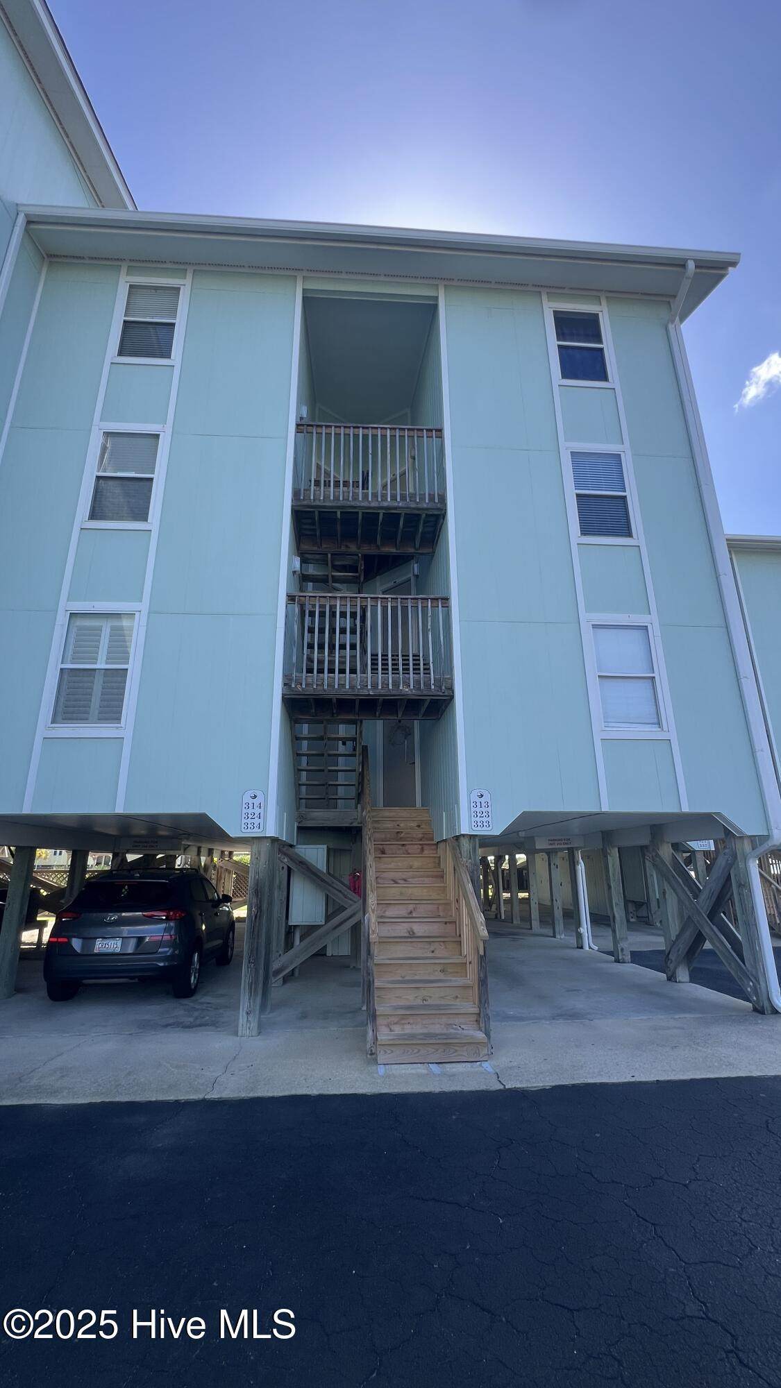 918 New River Drive - Photo 1