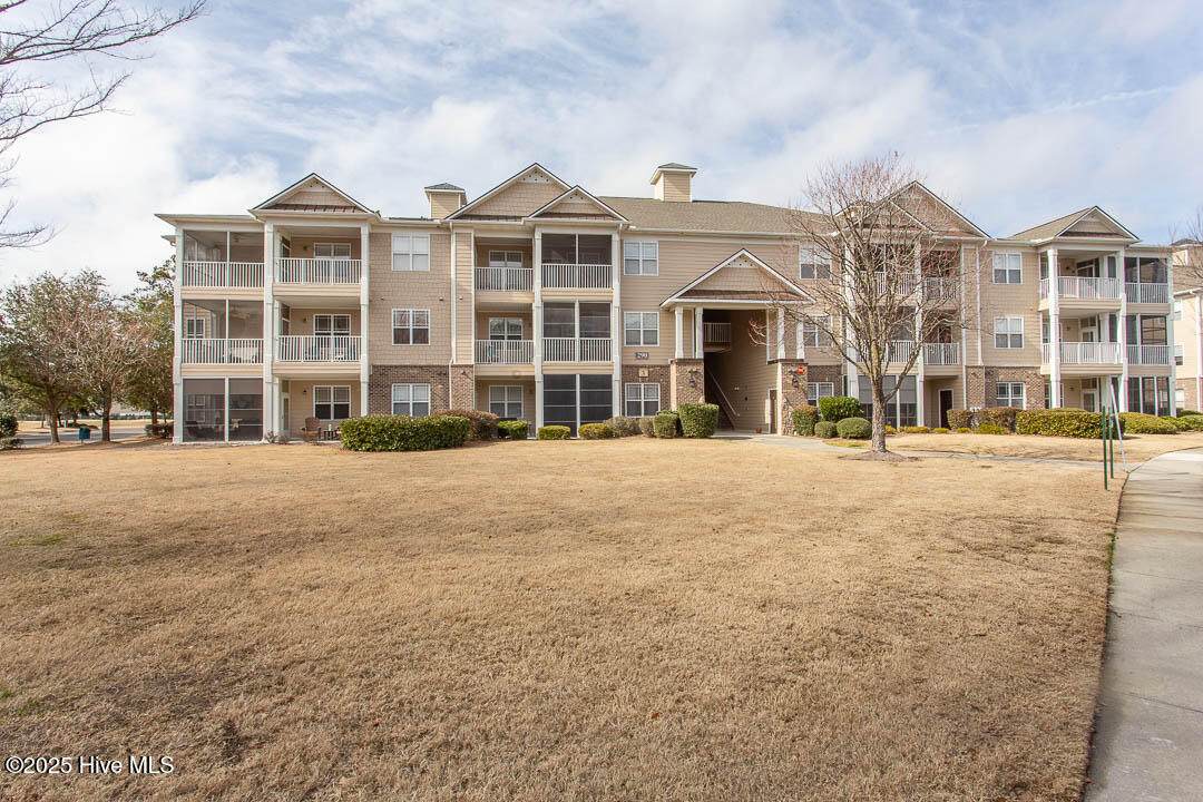 290 Woodlands Way - Photo 1