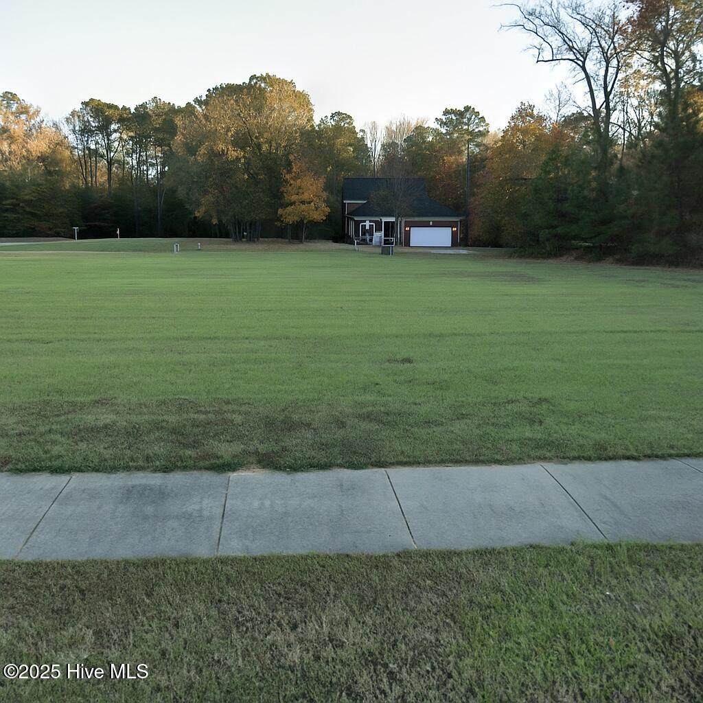 23 Ladybank - Photo 1