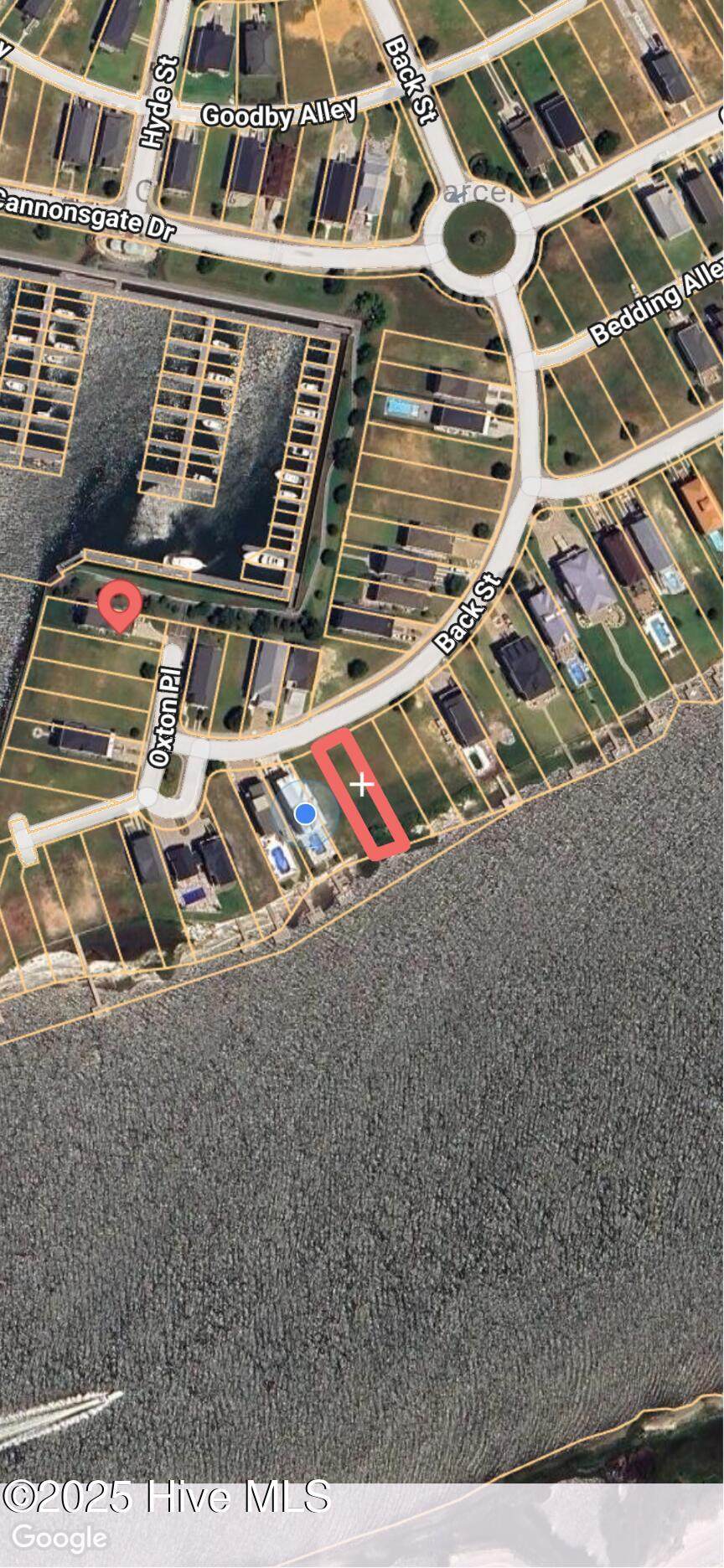 221 Back Street - Photo 1