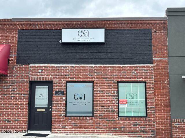 730 Court Street - Photo 1