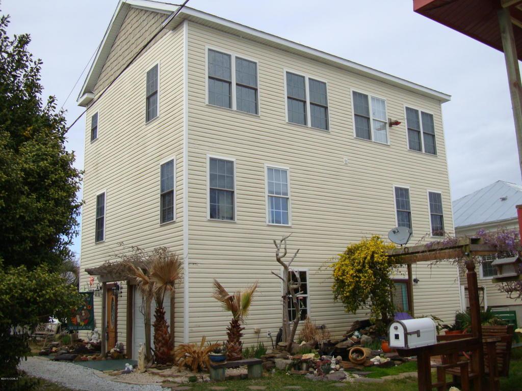 1203 Shepard Street - Photo 1