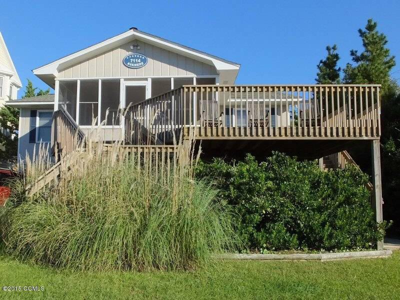 7114 Ocean Drive, Emerald Isle, NC 28594 (MLS #11504564) :: Century 21 Sweyer & Associates