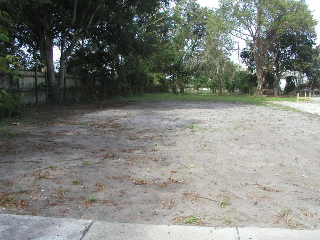 1006 Fisher Street - Photo 1