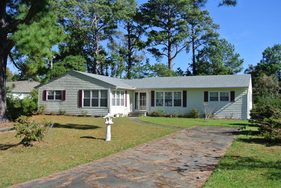 301 Sycamore Drive, Beaufort, NC 28516 (MLS #11505322) :: Century 21 Sweyer & Associates