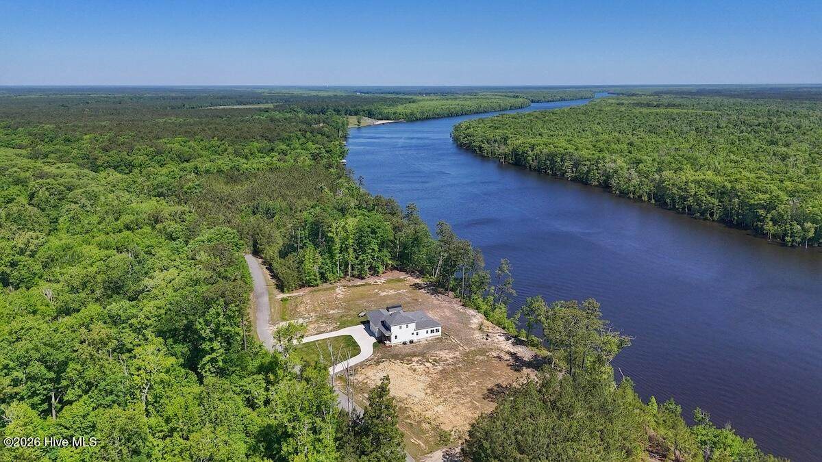 206 Riversedge Drive - Photo 1
